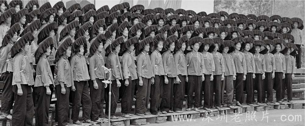 妈妈歌咏队(李郎，1976)