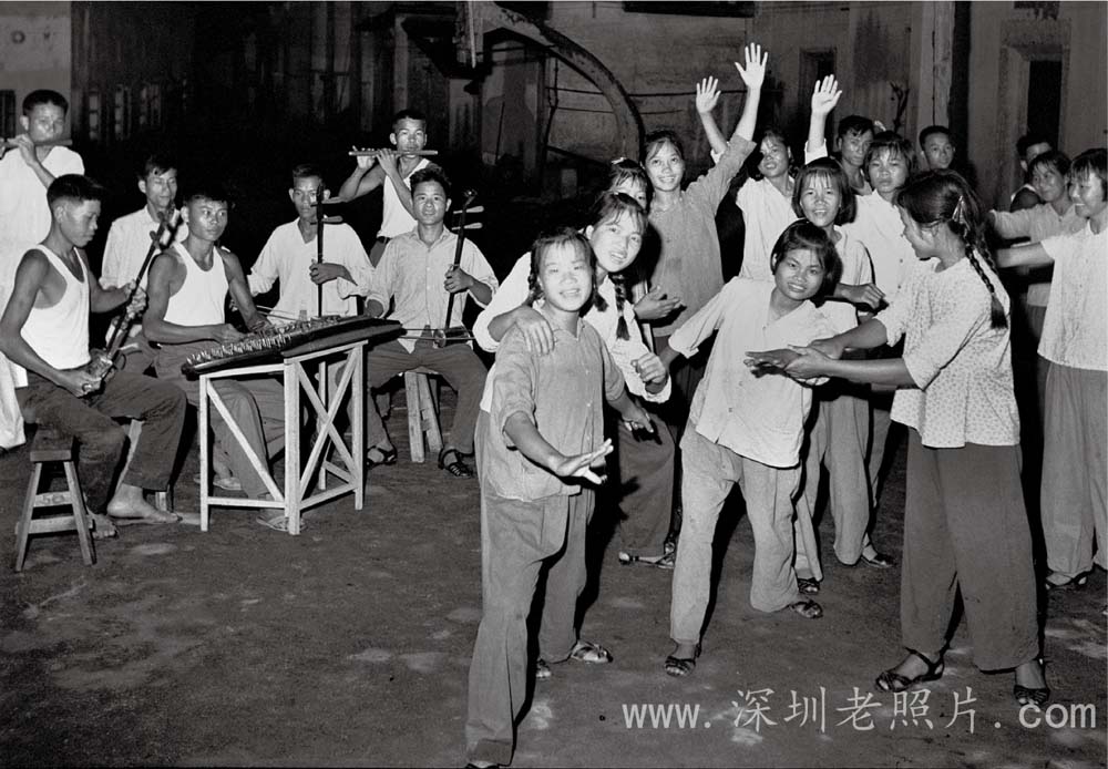 坂田宣传队在排练(1972)