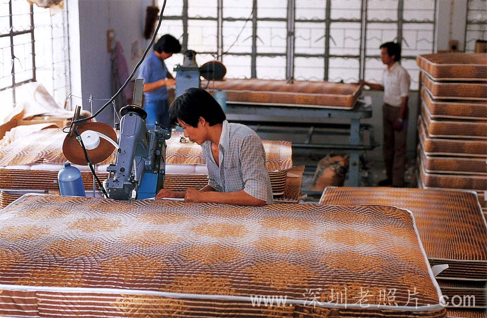 家乐家具厂投产（1979）