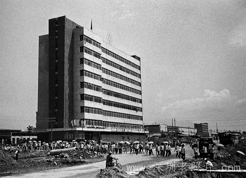 上步第一楼的爱华电子厂