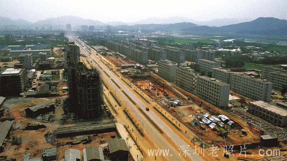 统建楼段---深南中路，与燕南路连接（1985）