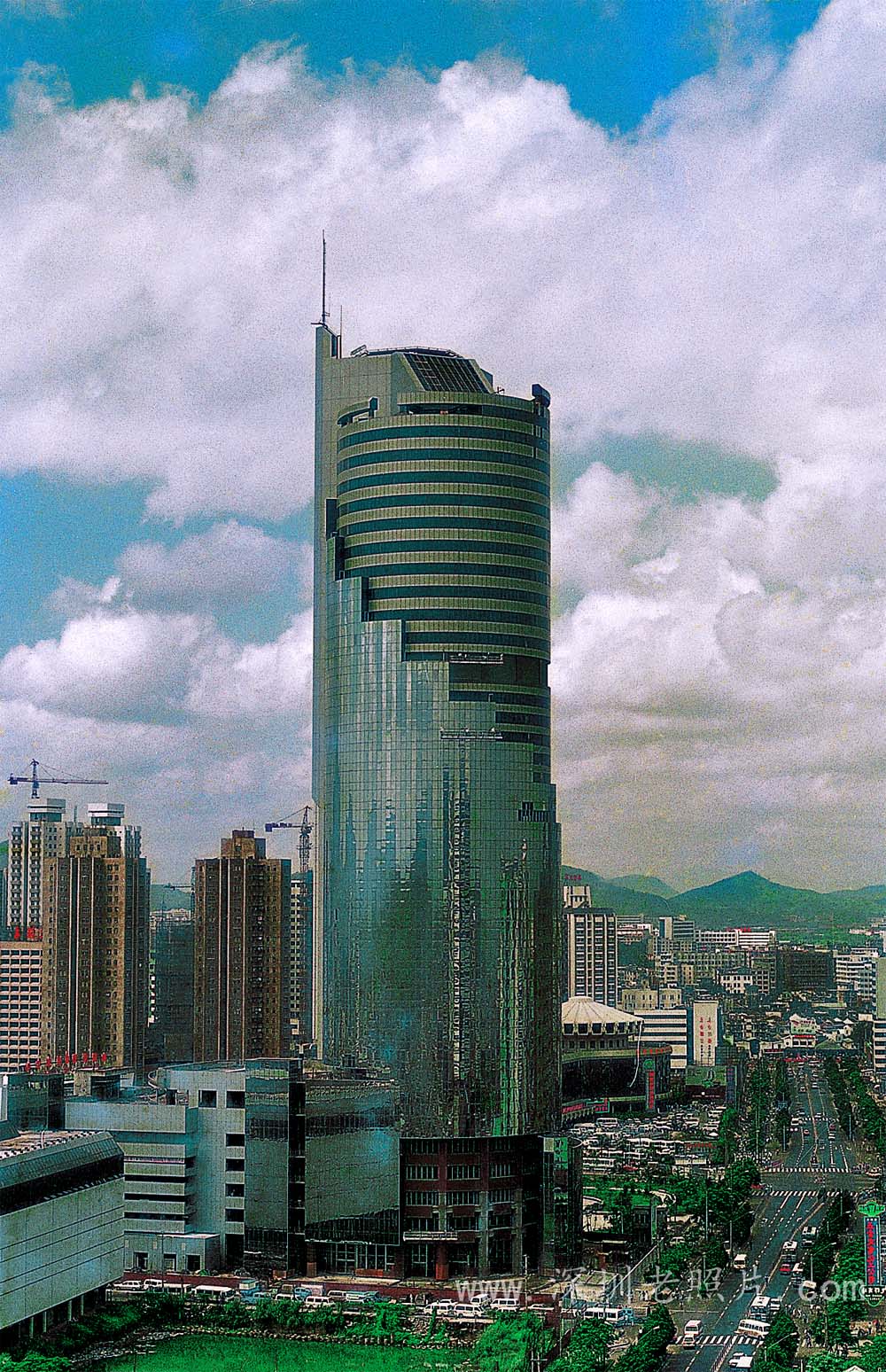 发展中心大厦（1987）